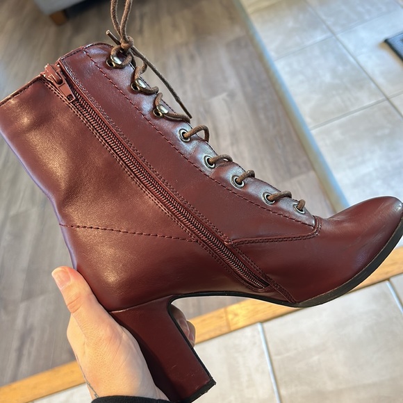 Le château boots - Picture 3 of 6